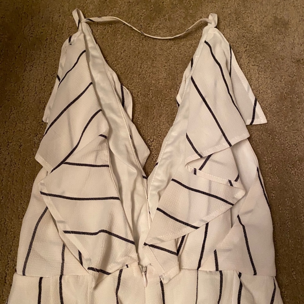 Striped Romper - Picture 4 of 8